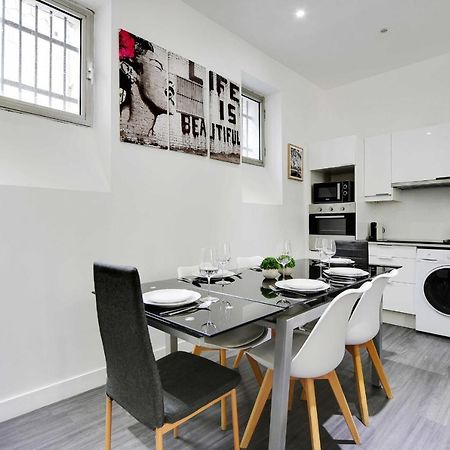 Trois Pieces Au Coeur Du Haut Marais Paris Extérieur photo