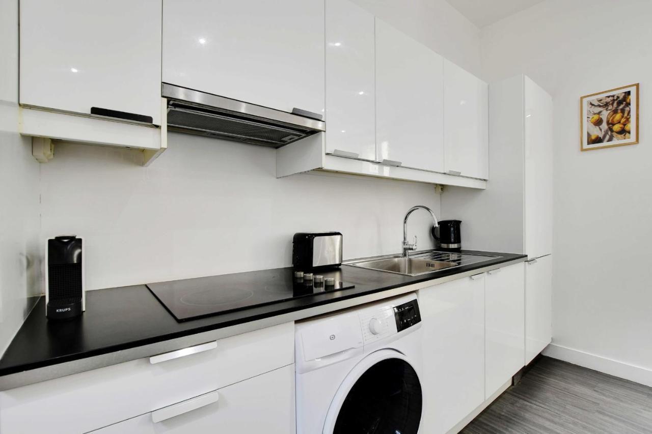 Trois Pieces Au Coeur Du Haut Marais Paris Extérieur photo